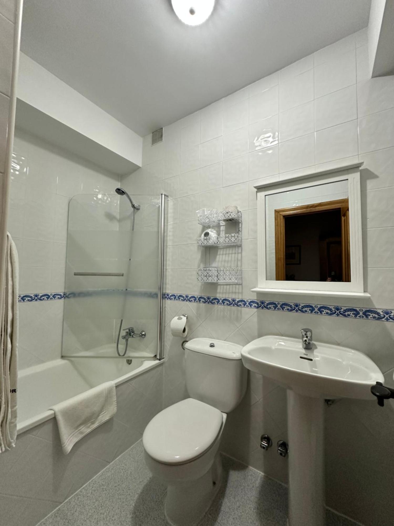 Casa Rural El Torrejon Аренас де Кабралес Екстериор снимка
