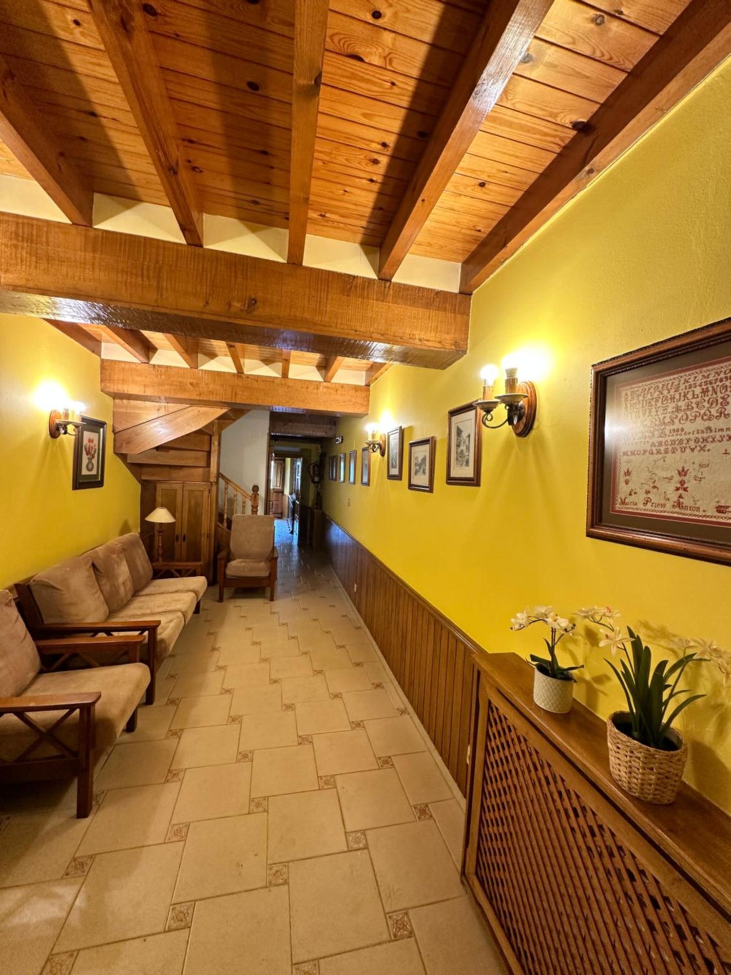 Casa Rural El Torrejon Аренас де Кабралес Екстериор снимка