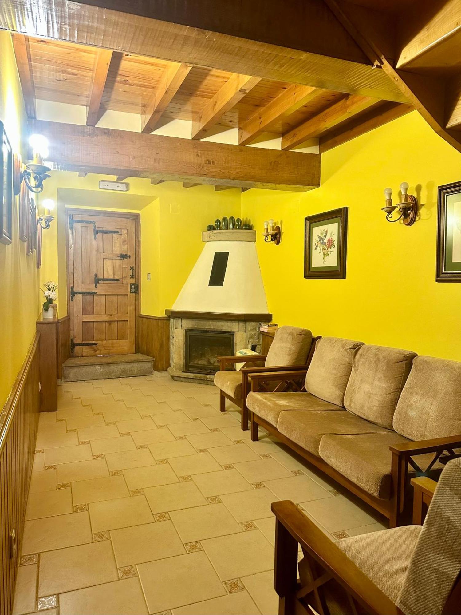 Casa Rural El Torrejon Аренас де Кабралес Екстериор снимка